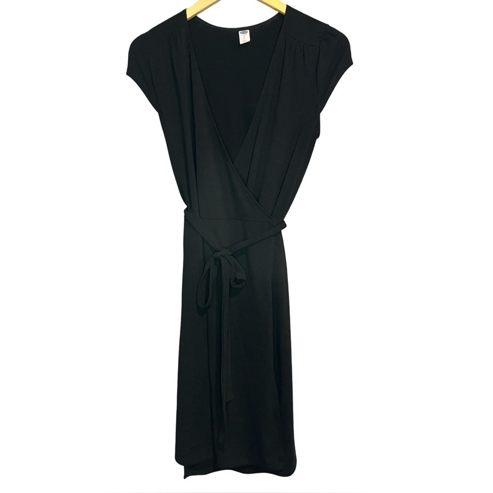 Old Navy Black Midi Wrap Dress with Cap Sleeves size small petite